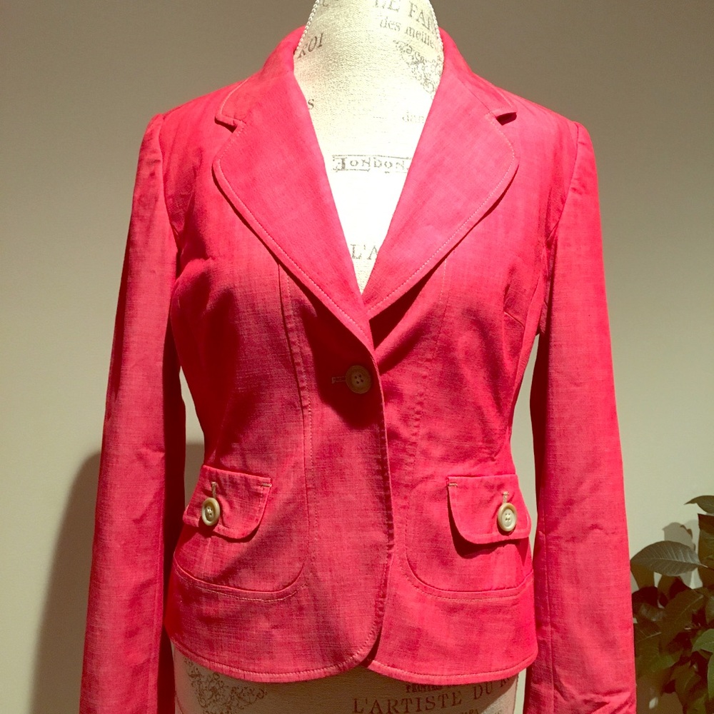 Rafaella one-button tailored blazer.